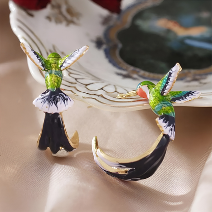 Lilou – Boucles d’Oreilles Colibri Élégantes