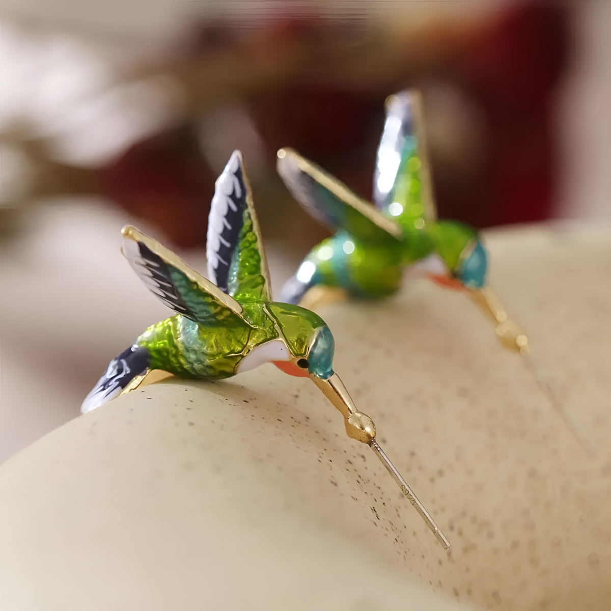 Lilou – Boucles d’Oreilles Colibri Élégantes
