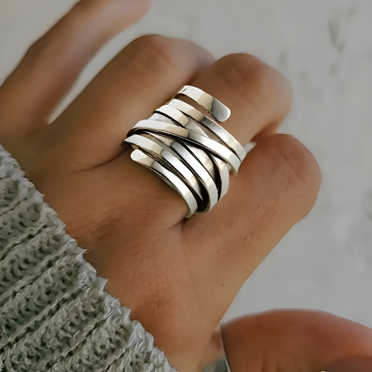 Thalia – Bague Géométrique en Métal