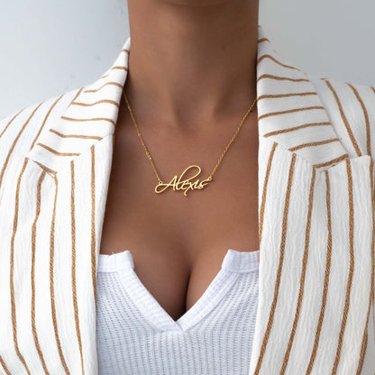 Louise – Collier Prénom Fin et Personnalisable