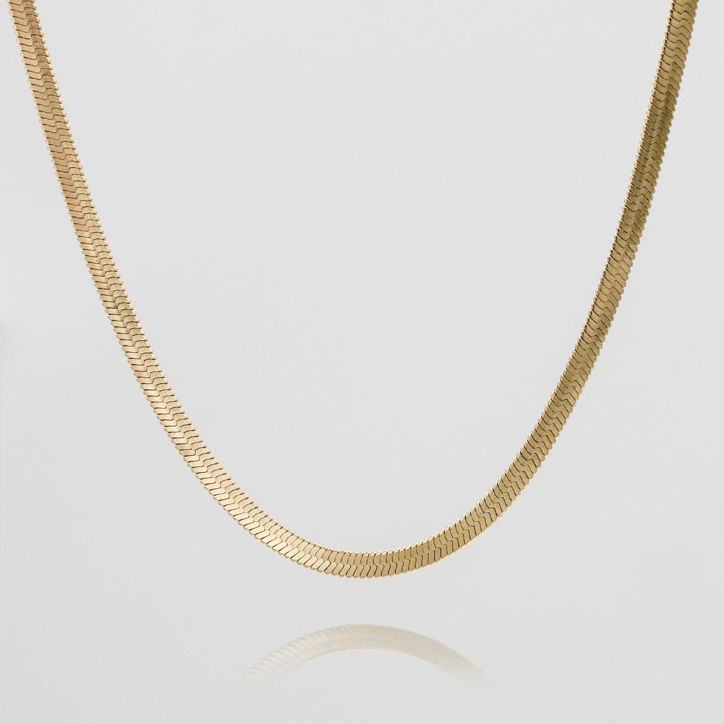 Juliette – Collier Chevron Élégant