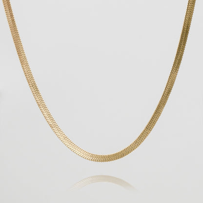 Juliette – Collier Chevron Élégant