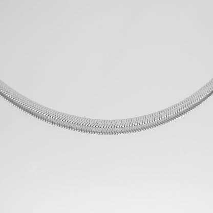 Juliette – Collier Chevron Élégant