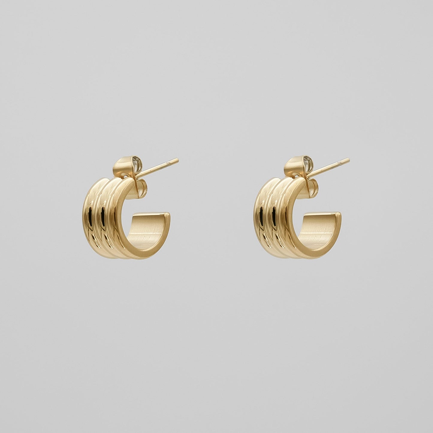 Rayna – Boucles d’Oreilles Mini Élégantes