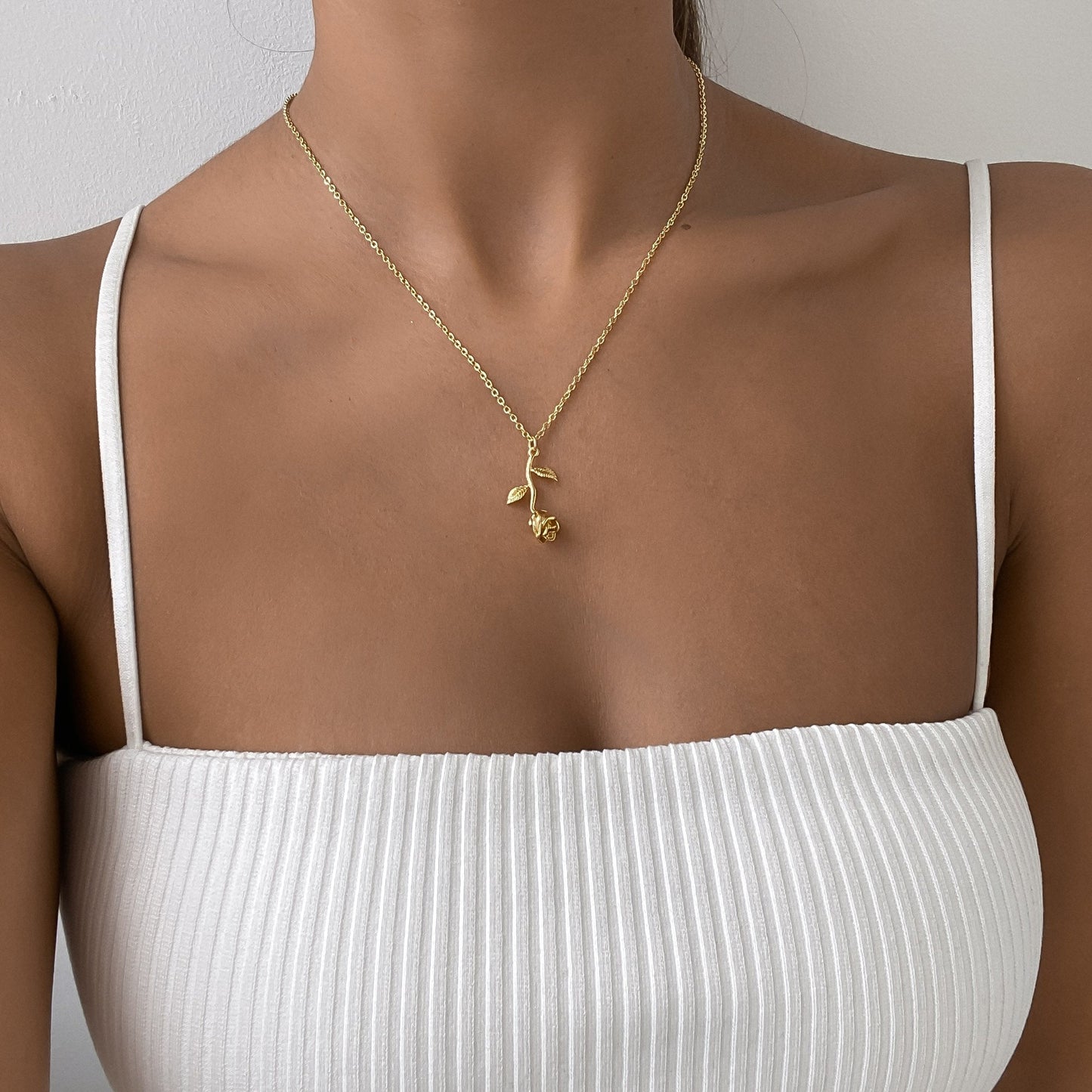 Juliet – Collier Rose Élégant
