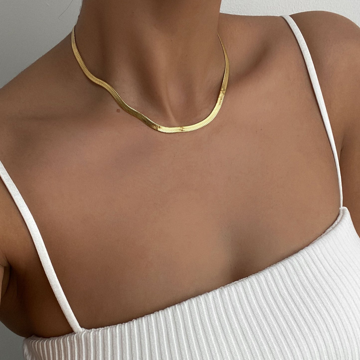 Juliette – Collier Chevron Élégant