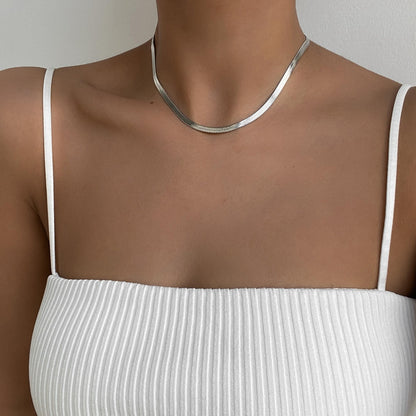Juliette – Collier Chevron Élégant