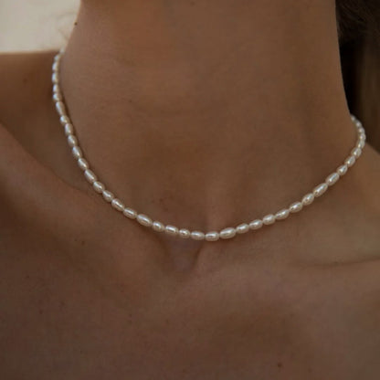 Mia – Collier à Perles Élégant