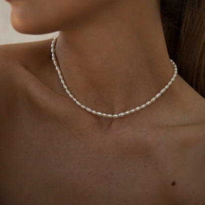 Mia – Collier à Perles Élégant