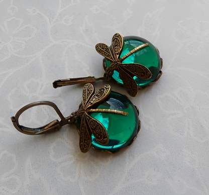 Elandra – Boucles d'Oreilles Sphériques Libellule en Or Ancien