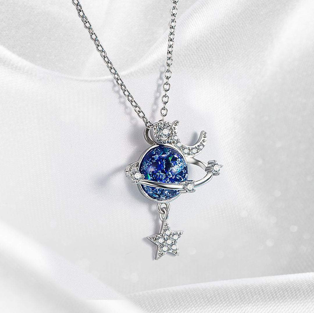 Sorami – Collier Planète Cosmique Femme