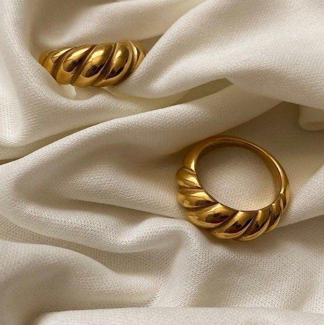 Zie – Bague rétro à surface ondulée sculptée
