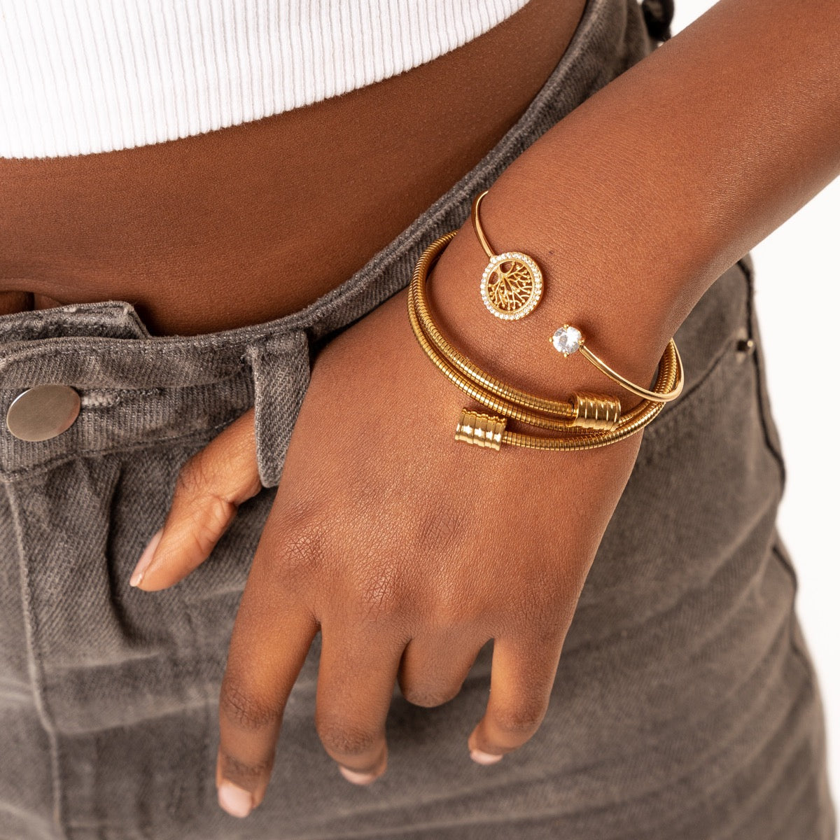 Angie – Bracelet Jonc Torsadé Doré