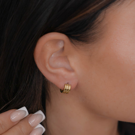 Rayna – Boucles d’Oreilles Mini Élégantes
