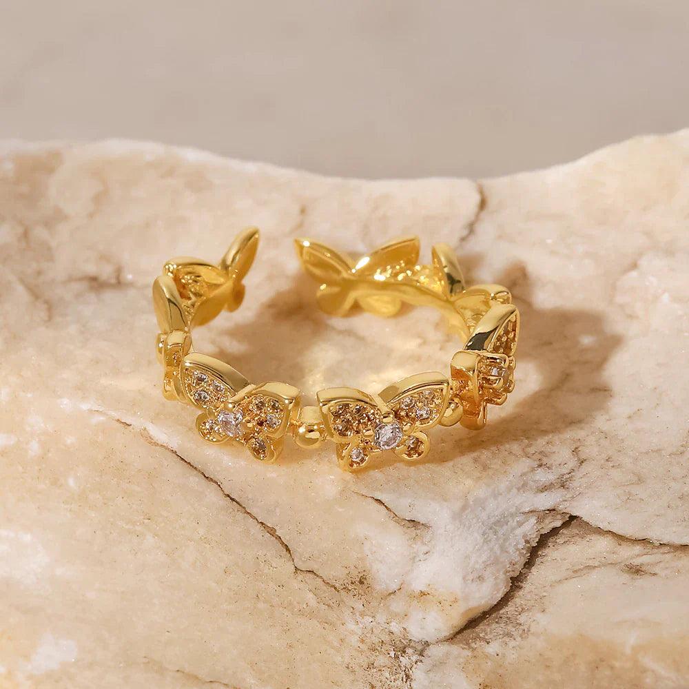 Papillia – Bague Papillon Ajustable au Design Niche