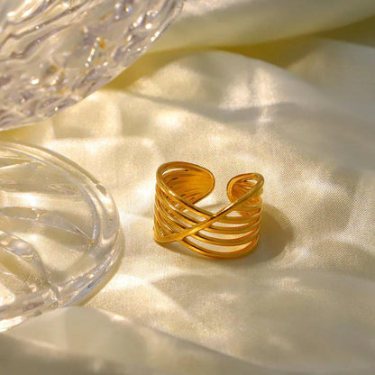 Letvia – Bague Multicouches Croisées