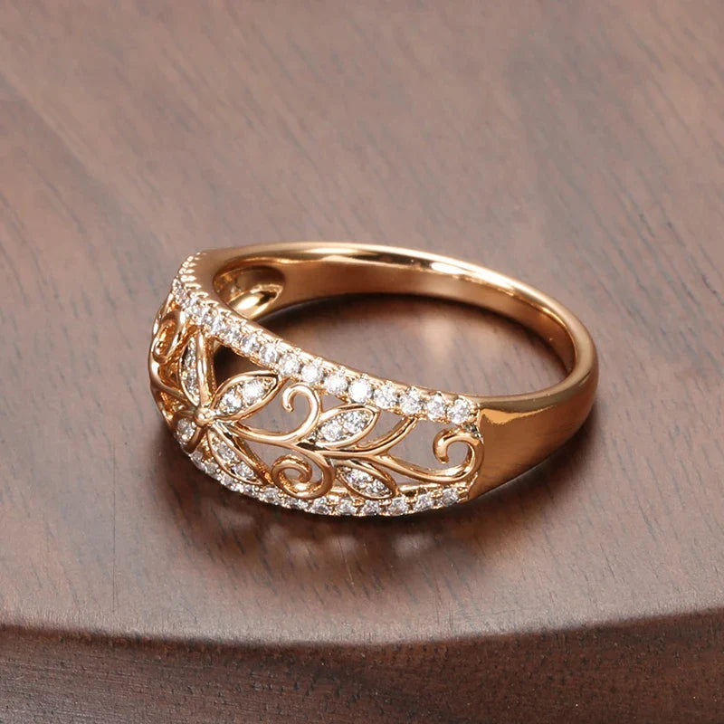 Athisa – Bague Florale en Cristal Éclatant