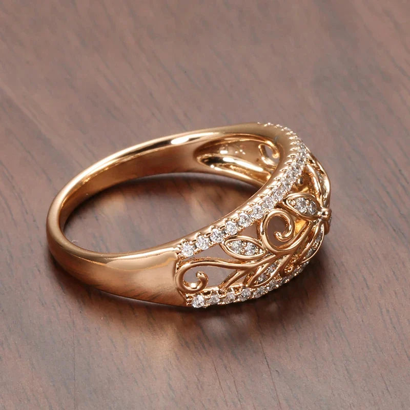Athisa – Bague Florale en Cristal Éclatant