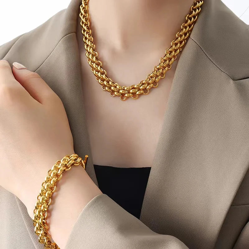 Coralie – Parure Dorée Volumineuse 18K