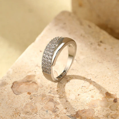 Irina – Anneau Courbe Doré 18K
