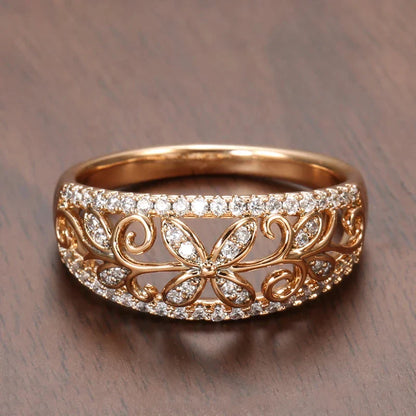Athisa – Bague Florale en Cristal Éclatant