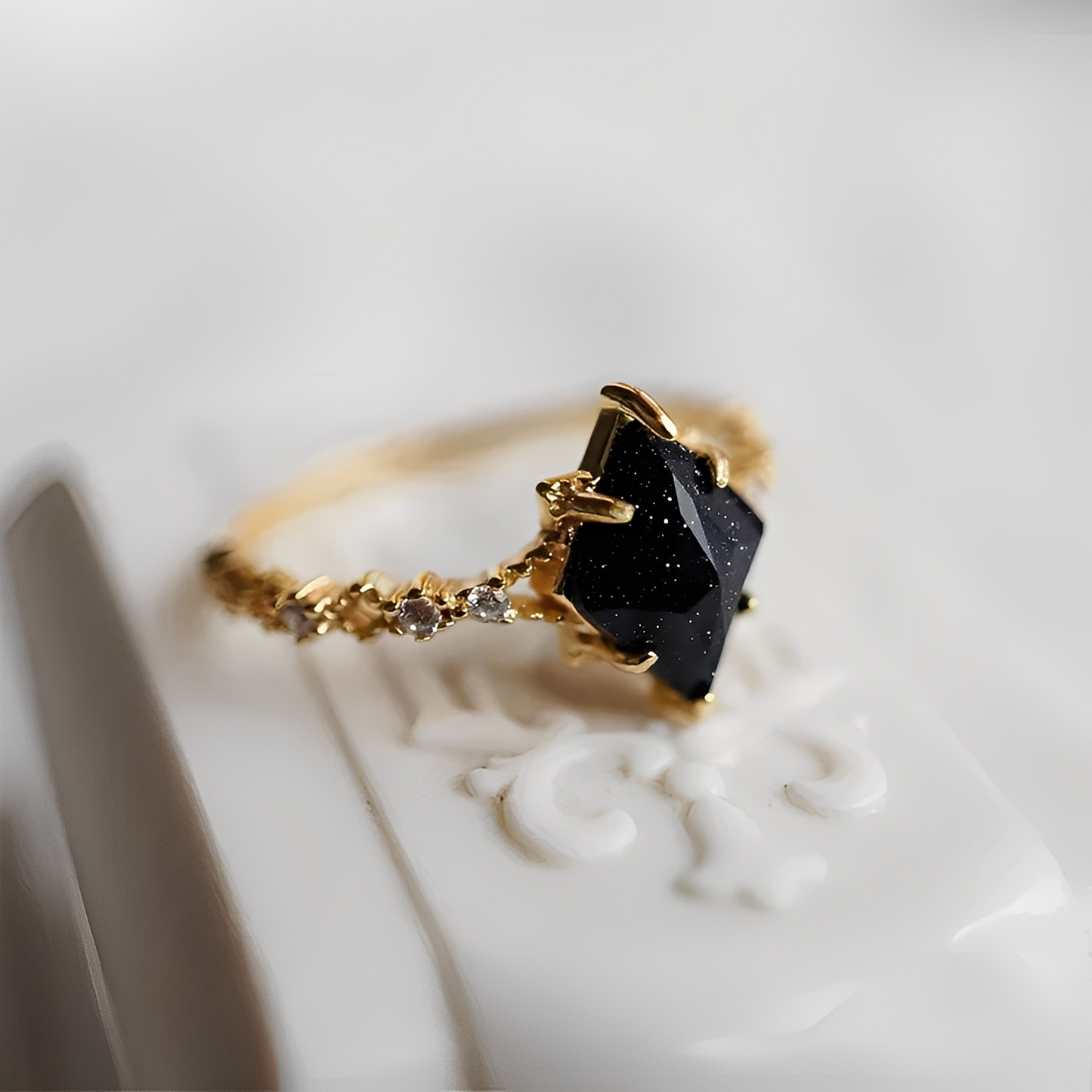Nerisa – Bague Obsidienne Nuit Sombre