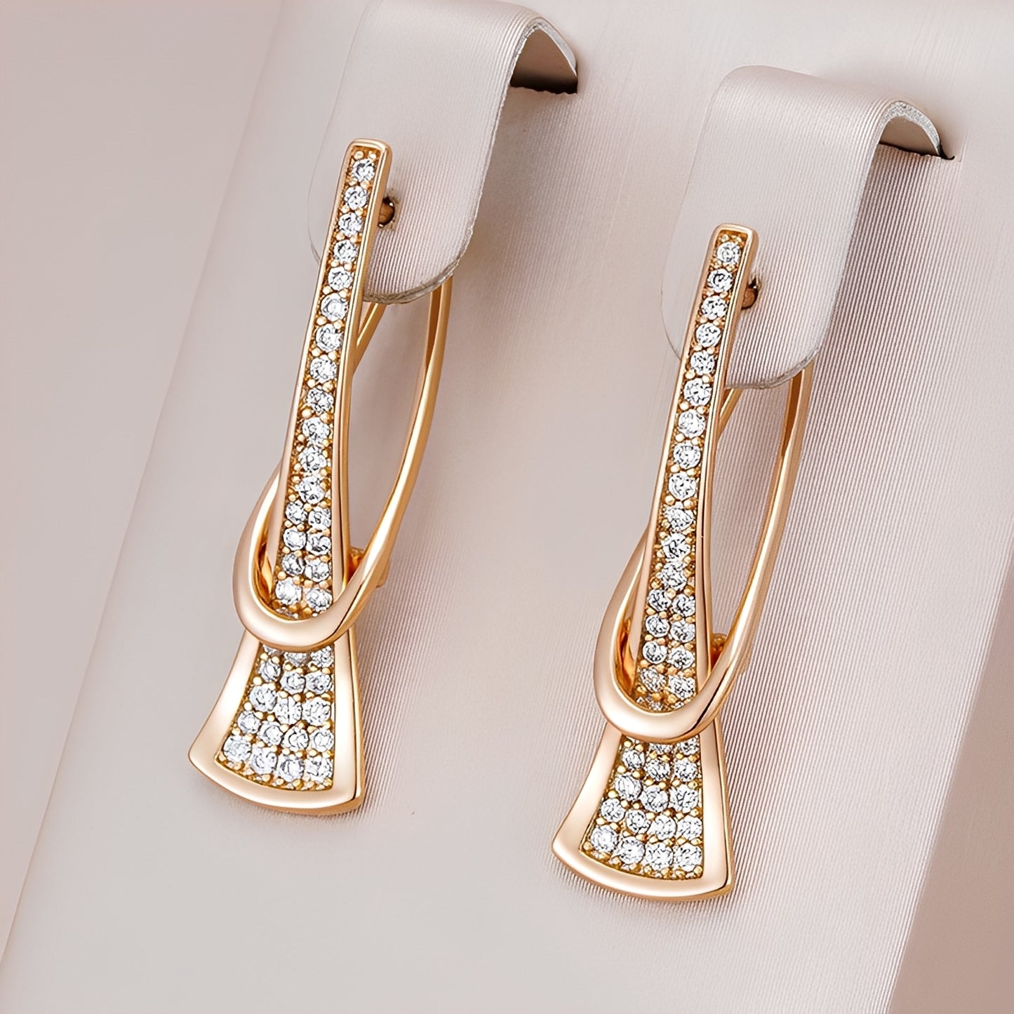 Maelys – Boucles Superposées Élégantes