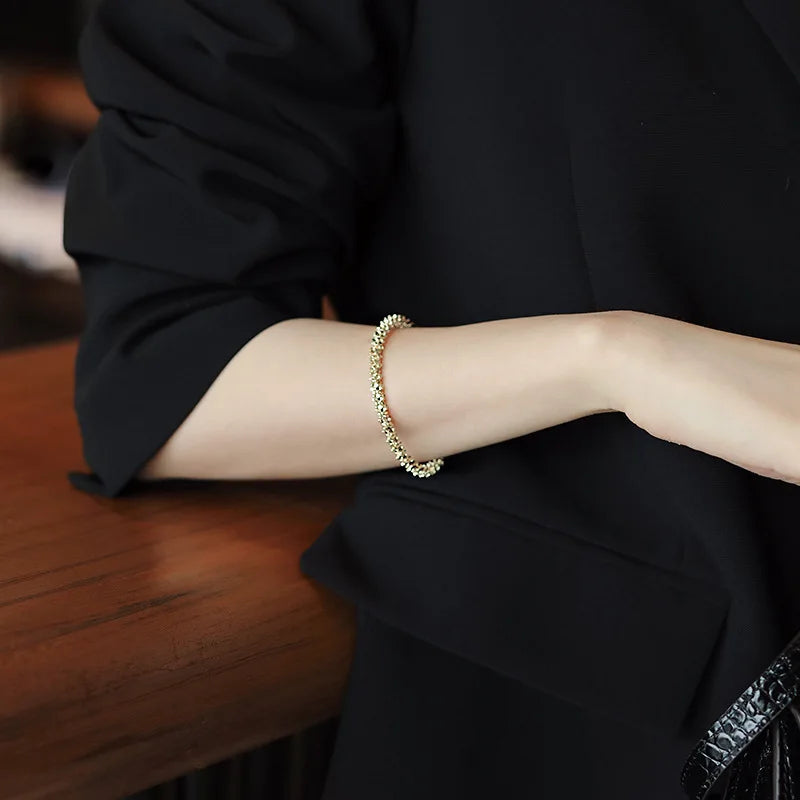 Gina – Bracelet Géométrique Élégant