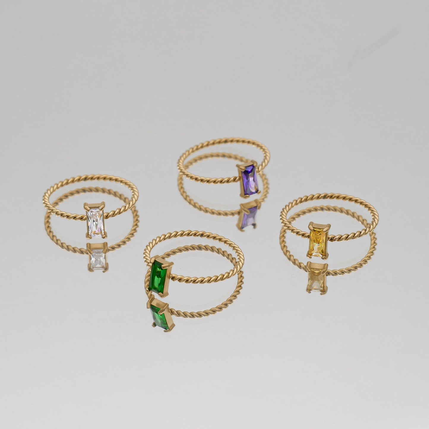 Selin – Bague Pierre Fine Torsadée