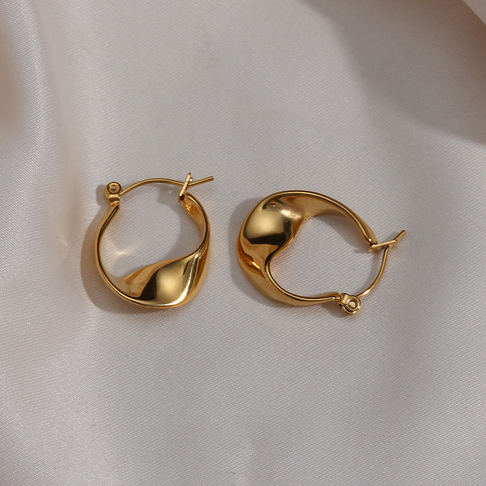 Serena – Boucles d’Oreilles Créoles Irrégulières