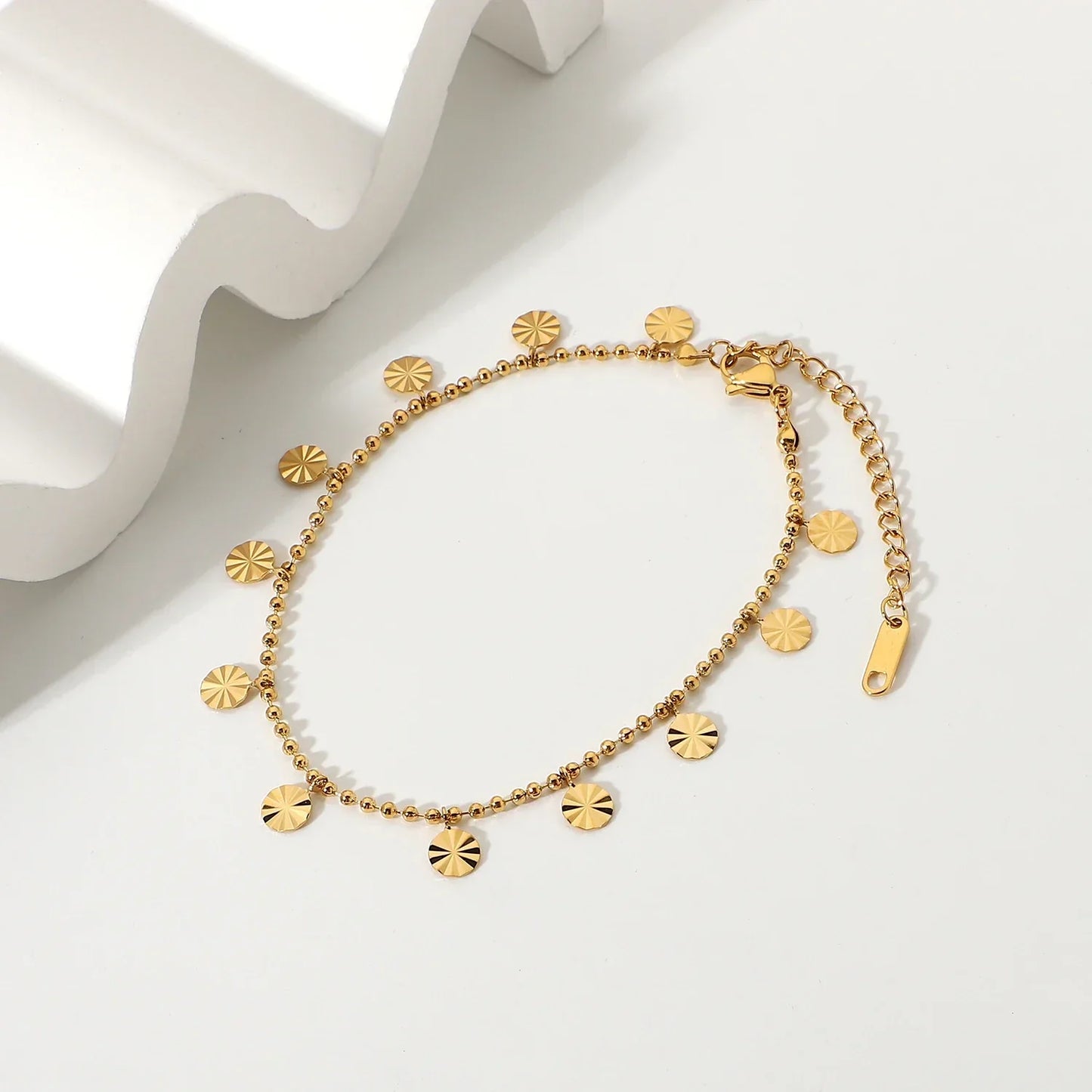 Nina – Bracelet de Cheville Doré