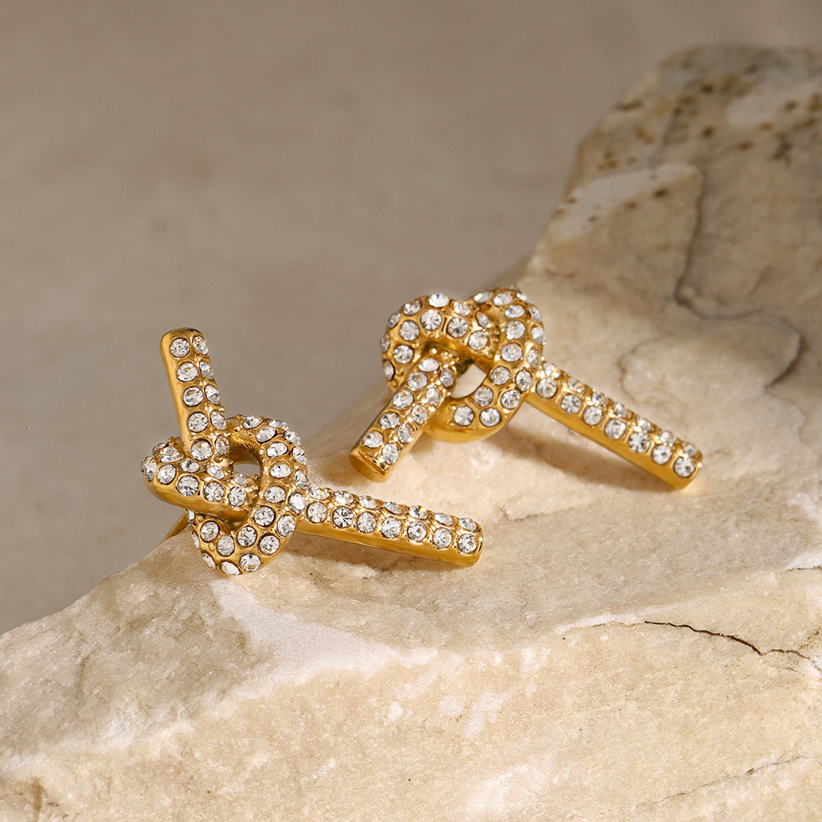 Sophia – Boucles d’Oreilles Nœud Élégantes