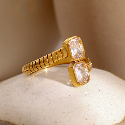 Lora – Bague Luxe Léger Haut de Gamme