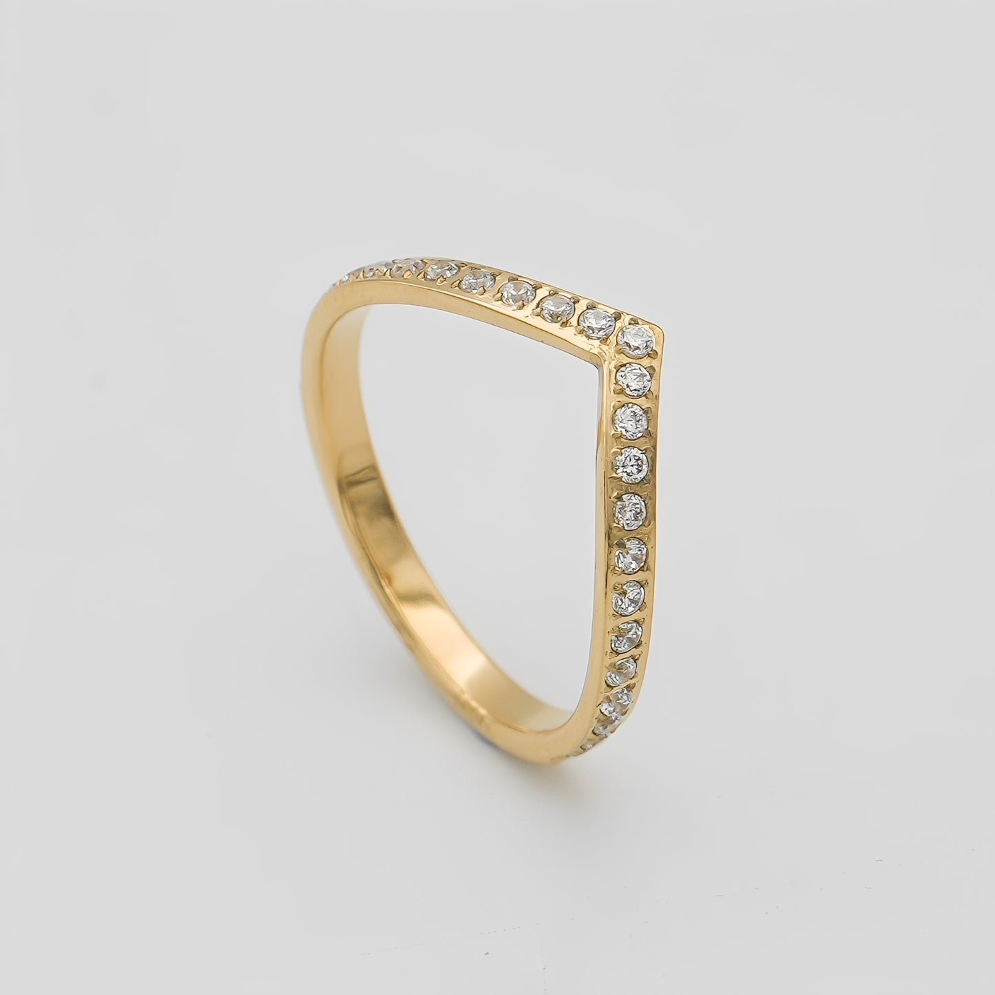 Vania – Bague Diamant en V au Design Élancé