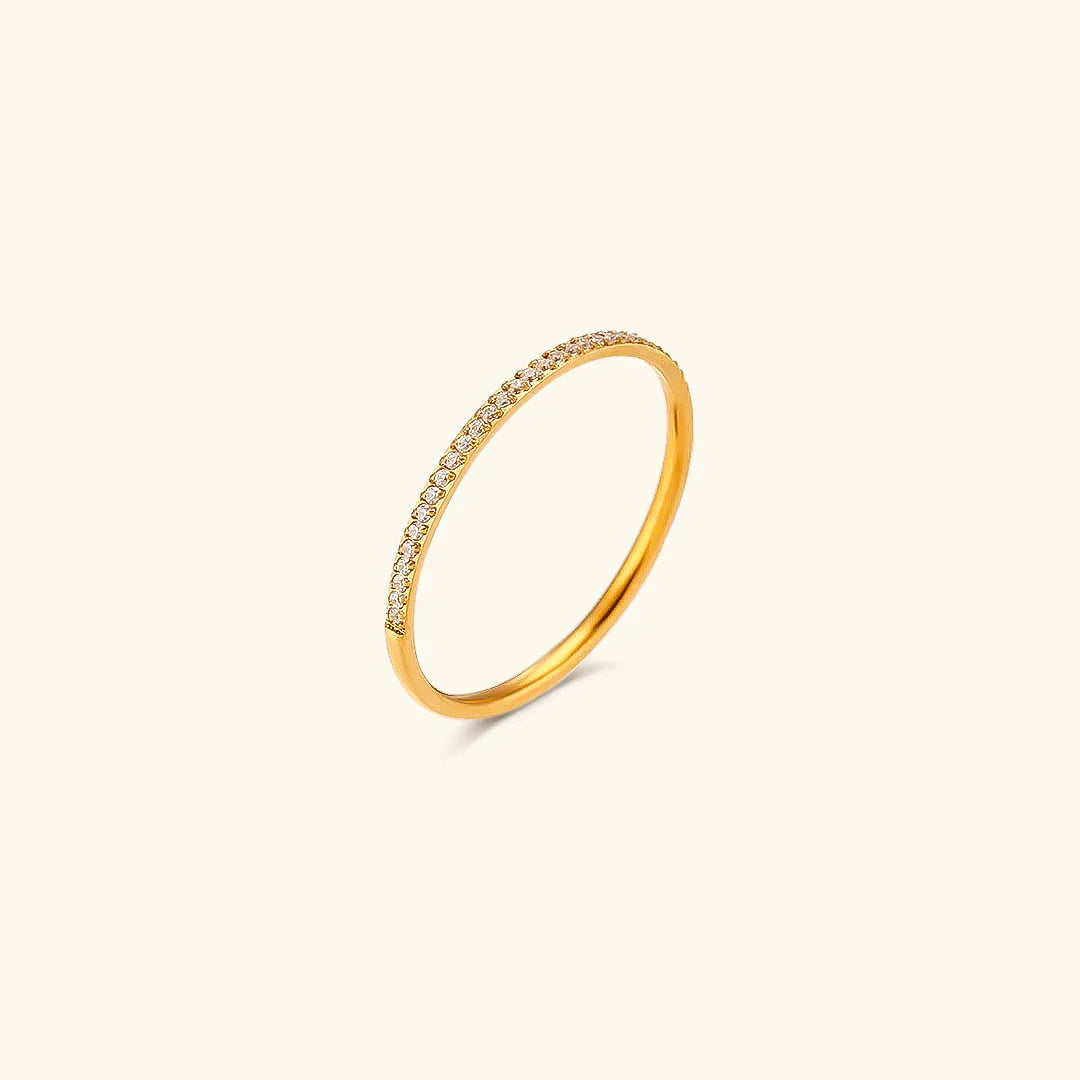 Zarra – Bague Pavée en Or Éclatante