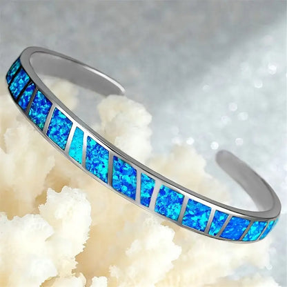 Ophelia – Bracelet Bangle Ouvert en Opale Bleue
