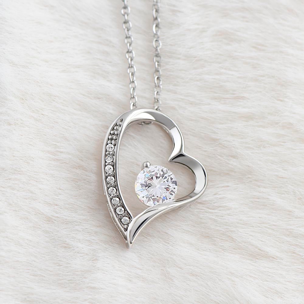 Koharu – Collier Cœur Diamanté Creux