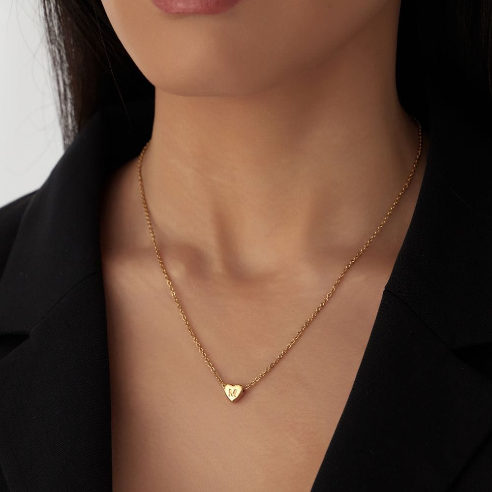 Amora – Collier Initiale Cœur Doré