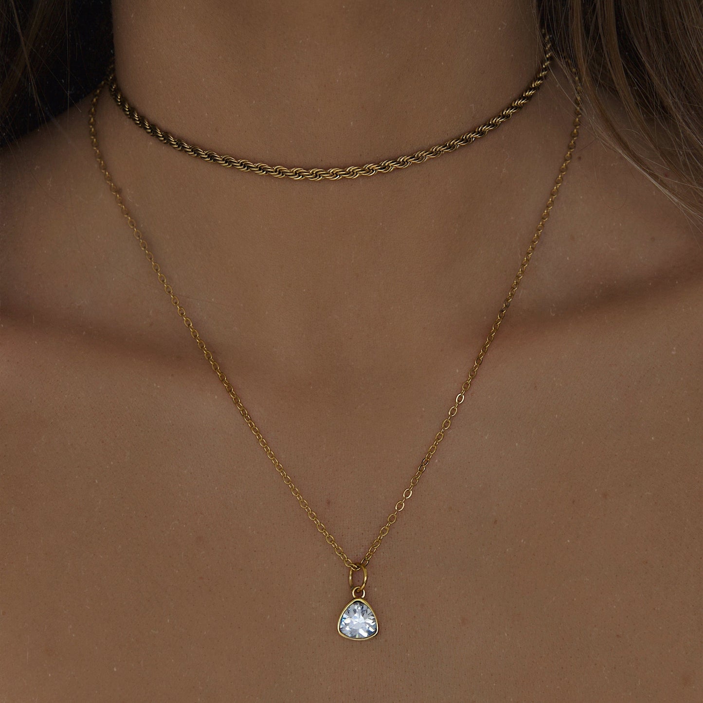Arabelle – Collier Clavicule en Acier Titane