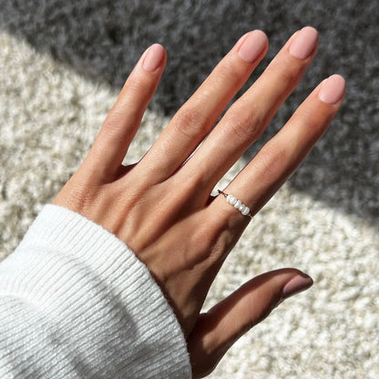 Lucie – Bague en Or avec Perle Baroque Naturelle