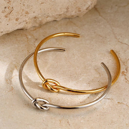 Clea – Bracelet Nœud Classique
