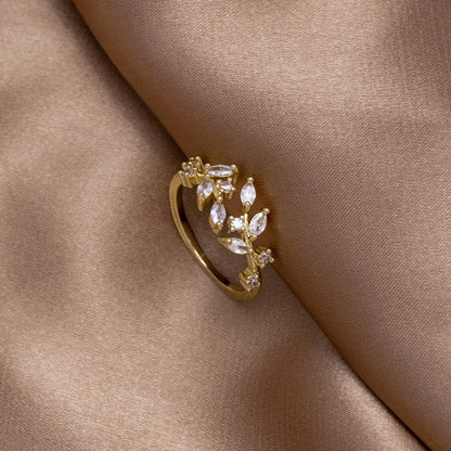 Flora – Bague Feuille Cristal