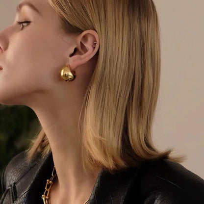 Nola – Boucles d’Oreilles Dôme Dorées
