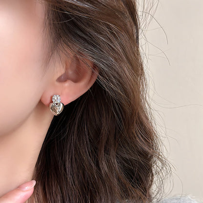 Coralie – Mini Boucles Cœur Dorées