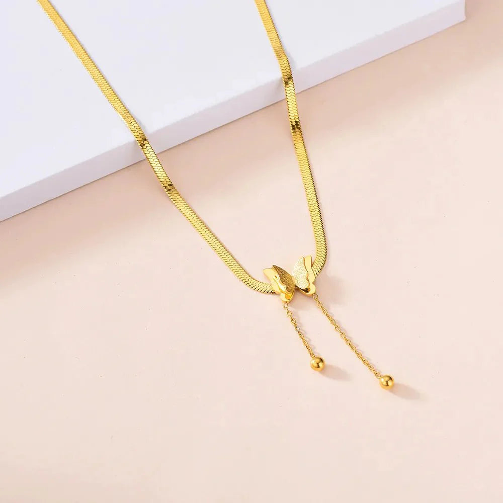 Nessa – Collier Papillon Pendentif