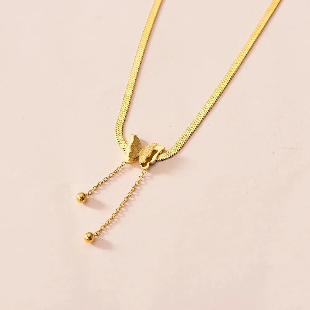 Nessa – Collier Papillon Pendentif