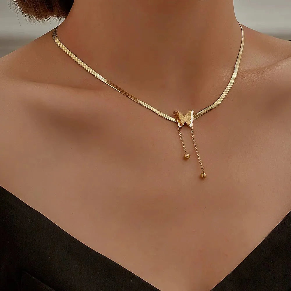 Nessa – Collier Papillon Pendentif