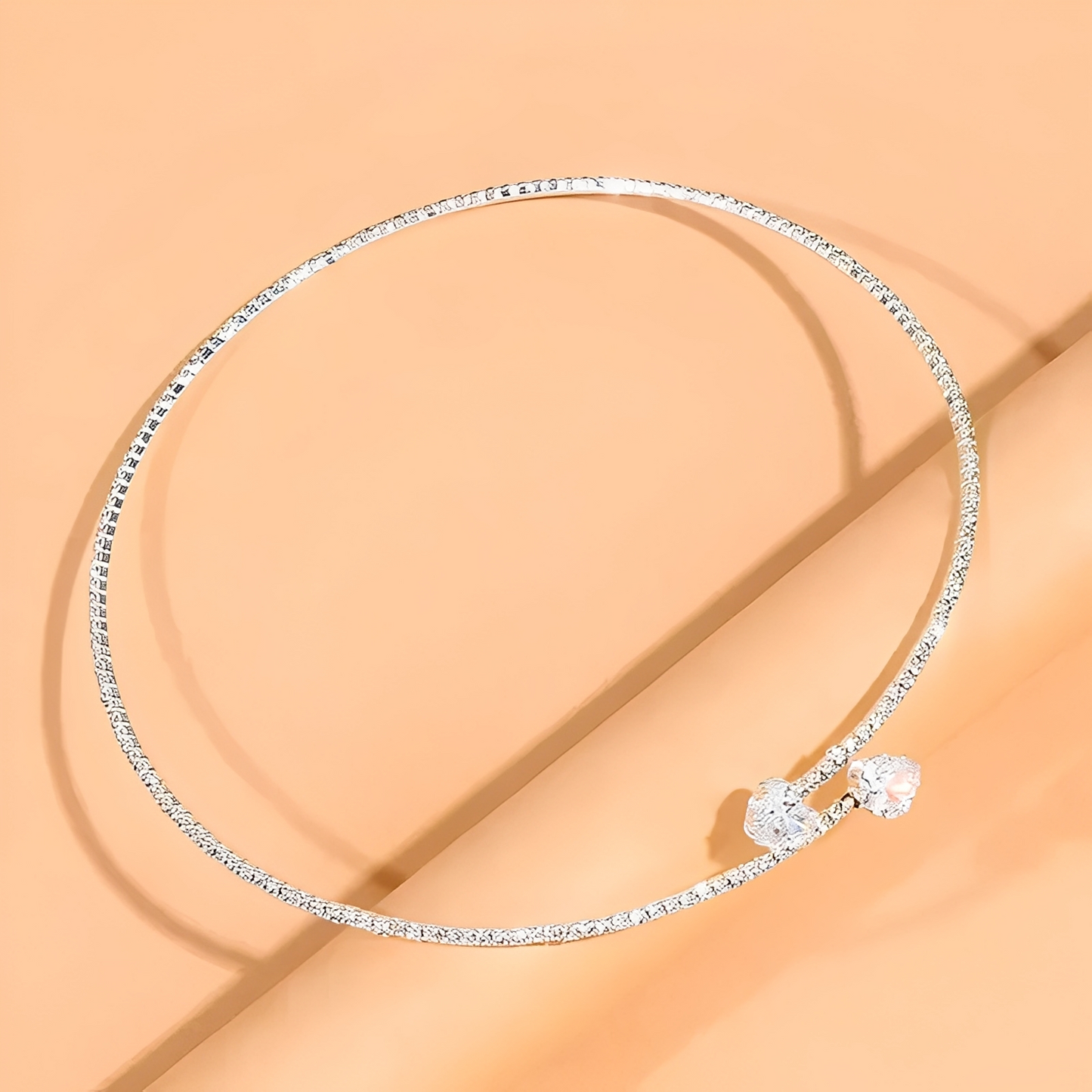Olli – Collier Ras-du-Cou Cœur Ouvert en Diamants