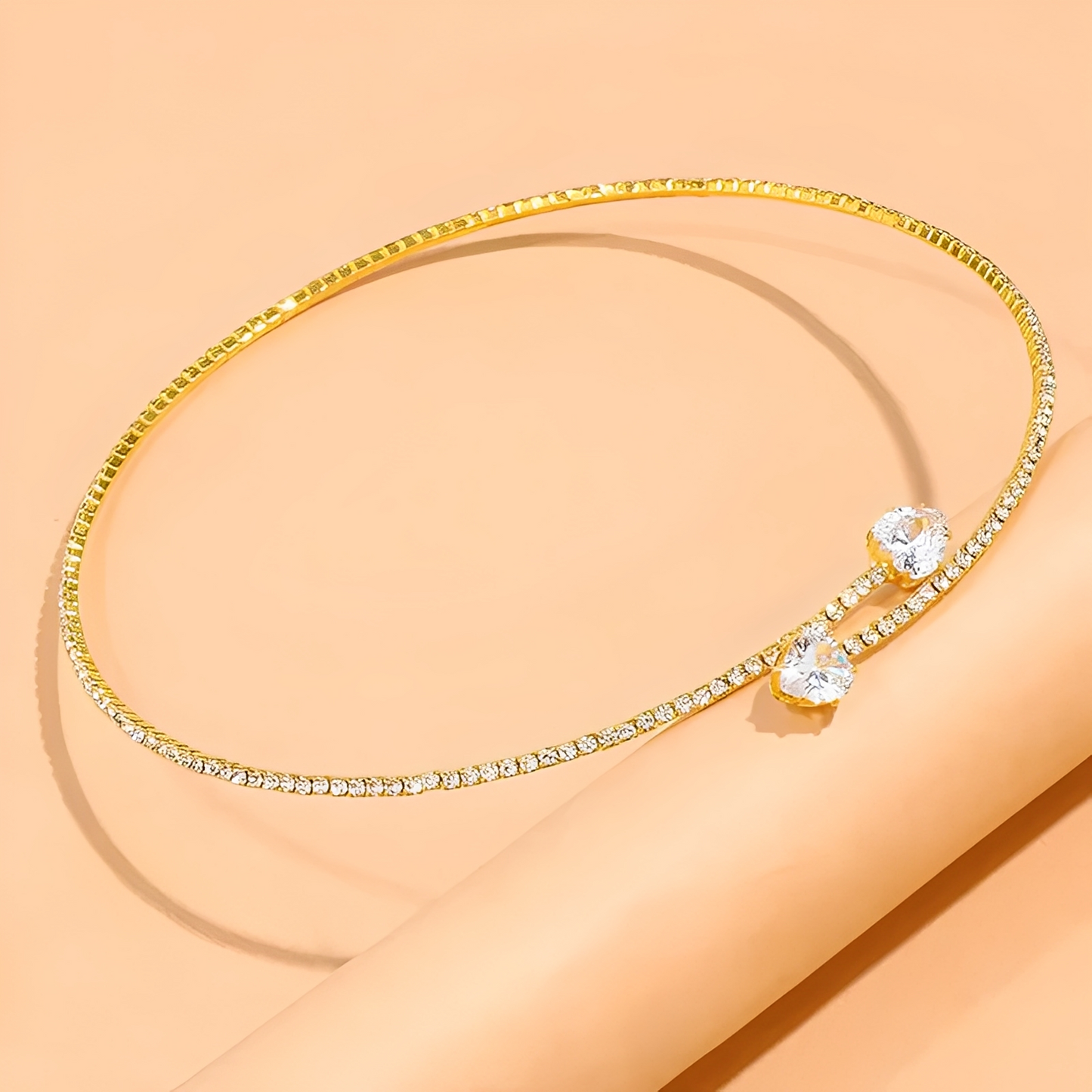 Olli – Collier Ras-du-Cou Cœur Ouvert en Diamants