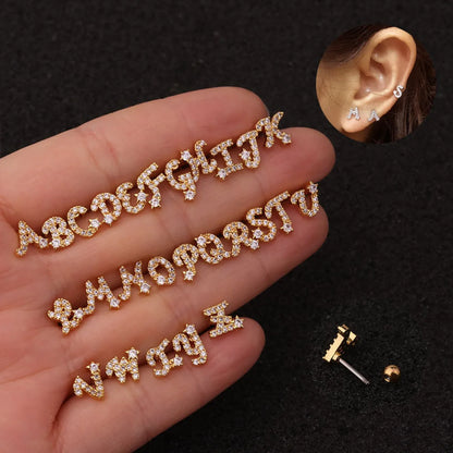 Boucles d'oreilles initiales en argent CZ - petites puces d'oreilles délicates